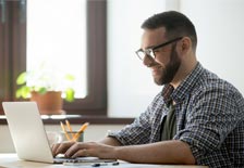Praca jako Frontend Developer - na czym polega i czy warto?