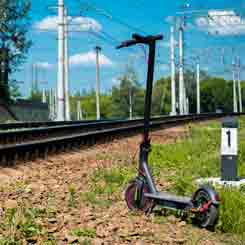 Motus Scooty 10 idealna hulajnoga elektryczna?