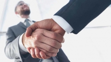 Hackowanie biznesu przez kupowanie firm